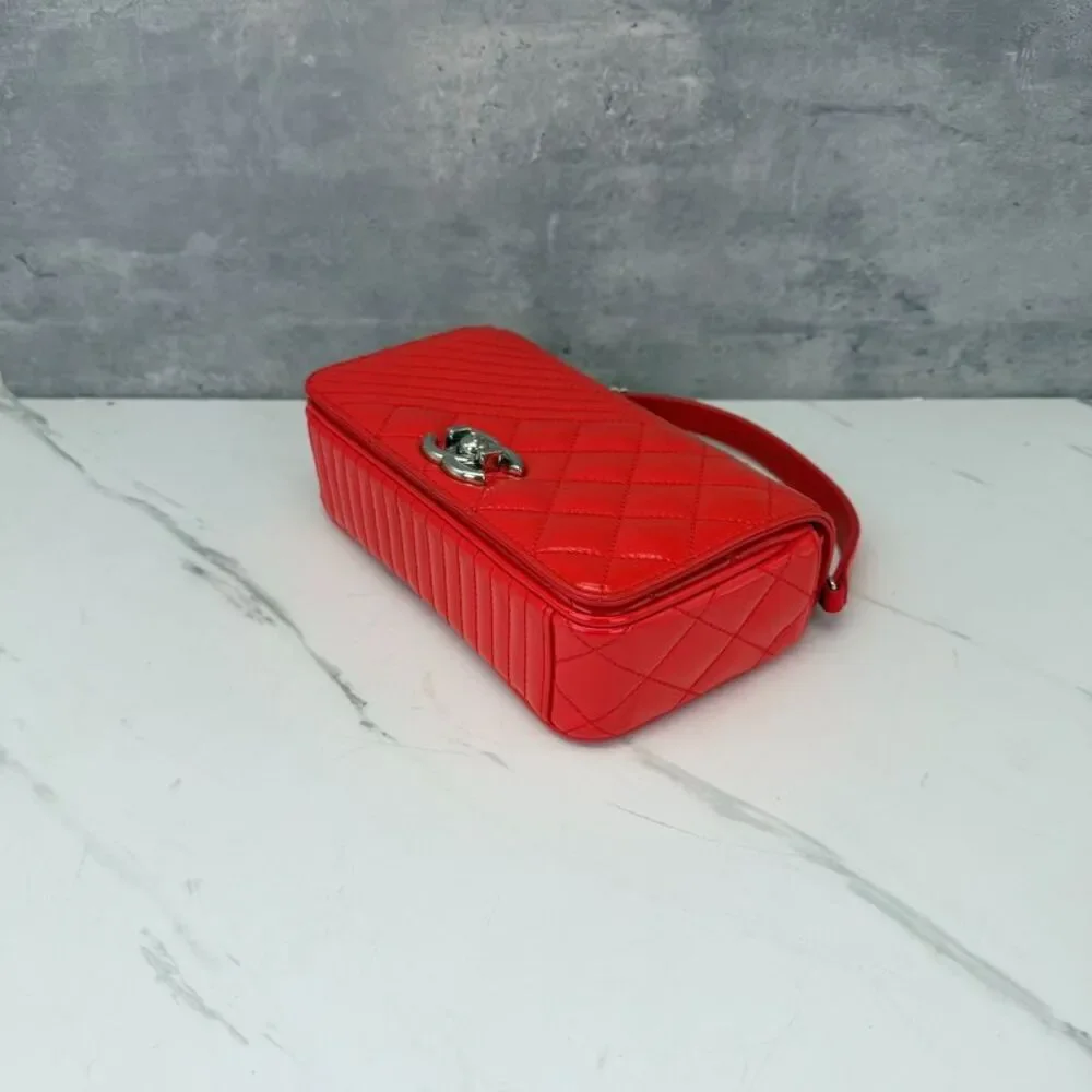 Chanel Women Pre-Loved Bag Very Good Condition